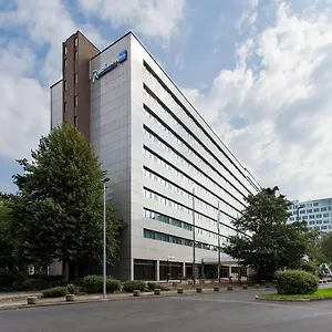 4* Отель Radisson Blu Conference Hotel,