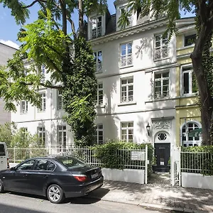 Dirazi & Gmbh Aparthotel Frankfurt am Main